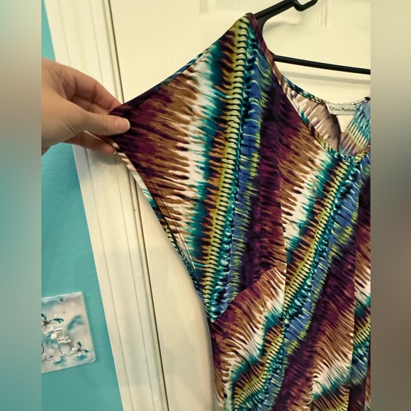 Short Sleeve Dress - Picture 2 of 4